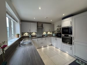 Kitchen- click for photo gallery